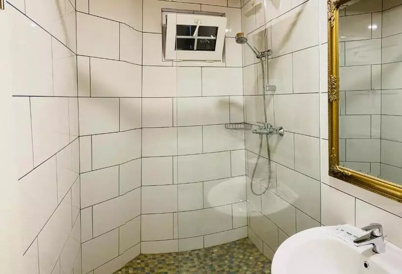 ホテル гриль станція