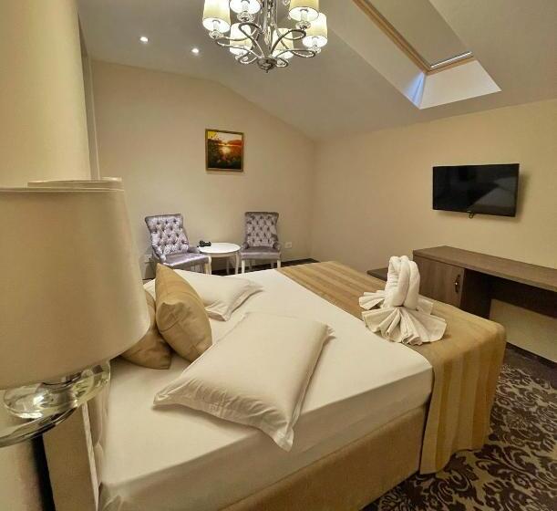 Hotel J Adore Boutique