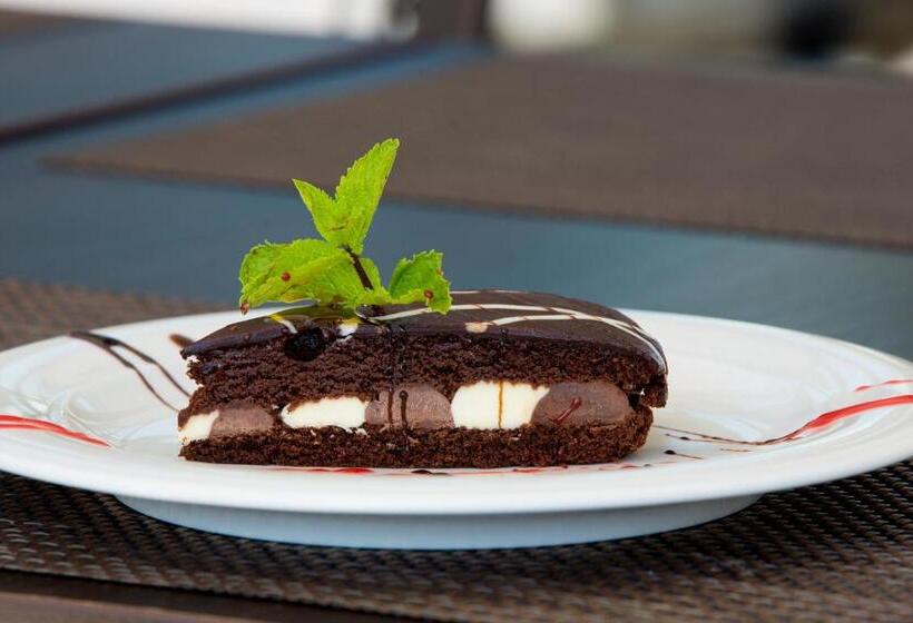 Hotel J Adore Boutique