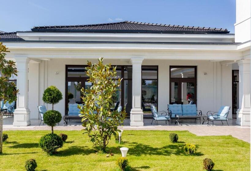 Hotel J Adore Boutique