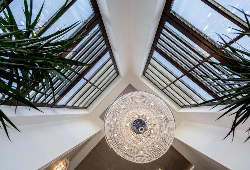 Hotel J Adore Boutique