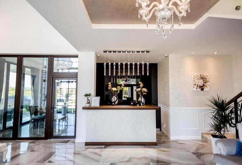 Hotel J Adore Boutique