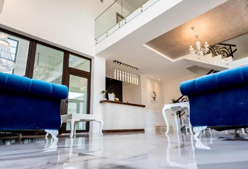 Hotel J Adore Boutique