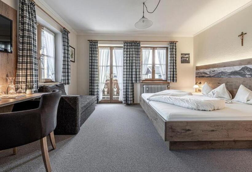 Отель Lamprechthof