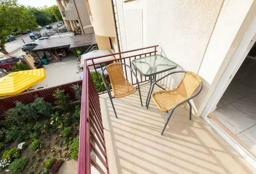 Majatalo Vila Adriana