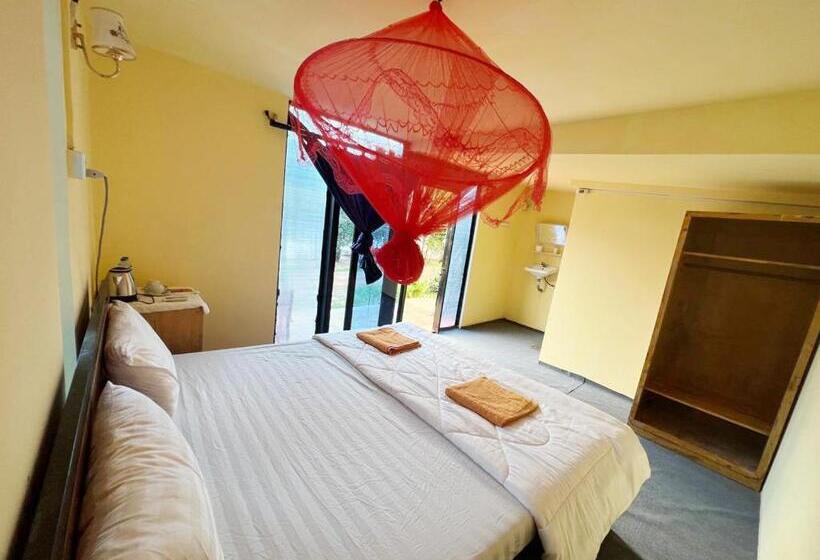 膳宿费 Plankton Bungalow And Camping