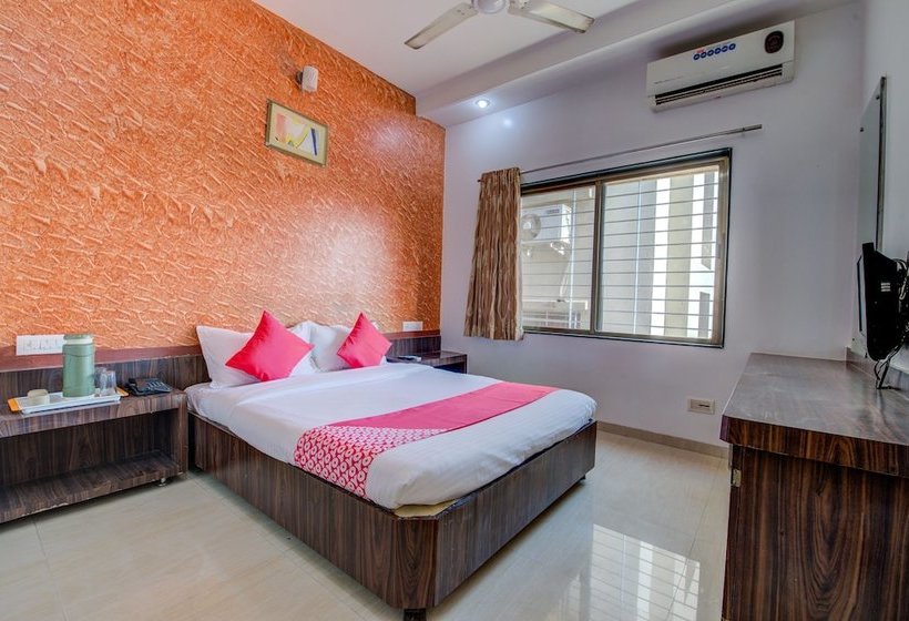 Hotelli Saichha By Oyo Rooms