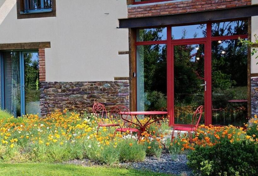 مبيت وإفطار Domaine De La Fontaine