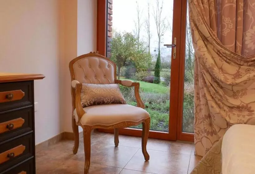 ベッドアンドブレックファースト Domaine De La Fontaine