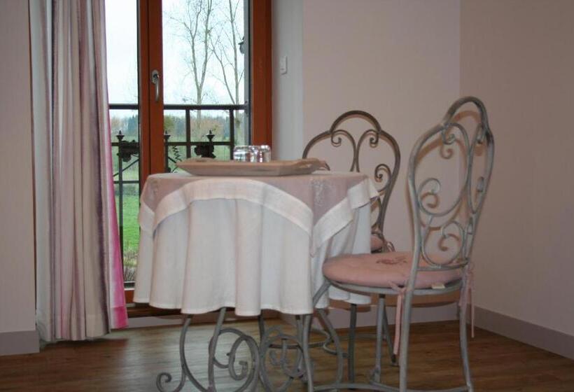 مبيت وإفطار Domaine De La Fontaine