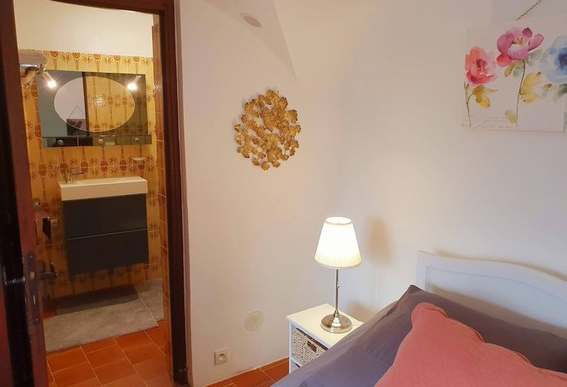 Bed and Breakfast La Chambre Du Cladan