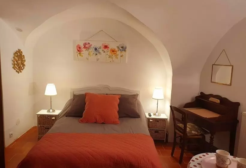 ベッドアンドブレックファースト La Chambre Du Cladan
