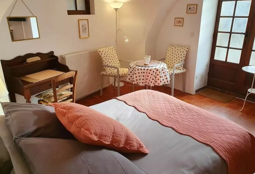 ベッドアンドブレックファースト La Chambre Du Cladan