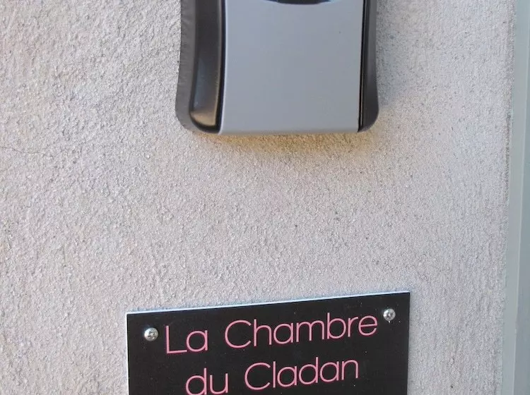 ベッドアンドブレックファースト La Chambre Du Cladan