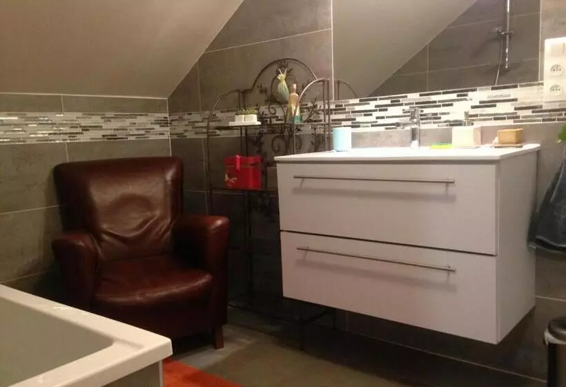 Majatalo Ch. D Hôtes De La Saliais