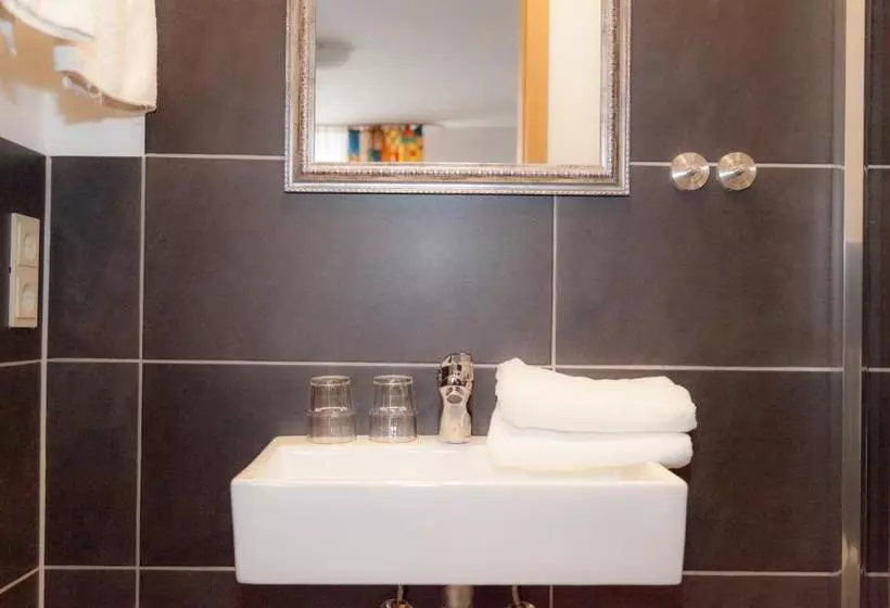 Hotelli Gasthof Metzgerei Lamm   Benedikt Rückel