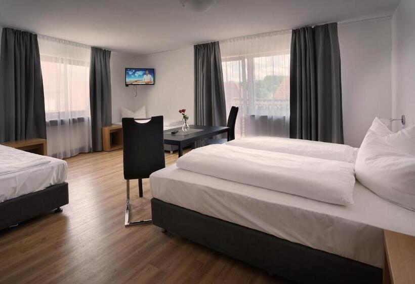 Hotel Gasthof Metzgerei Lamm   Benedikt Rückel