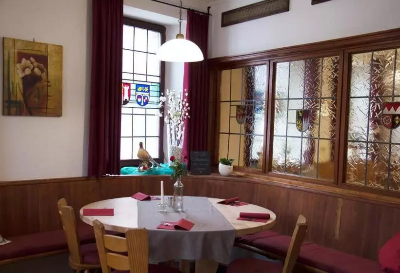 Hotelli Gasthof Metzgerei Lamm   Benedikt Rückel