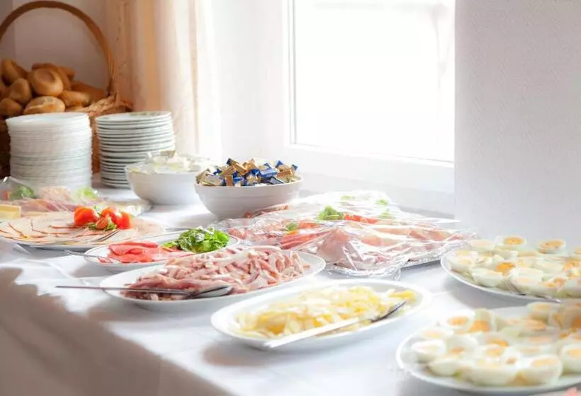 Hotelli Gasthof Metzgerei Lamm   Benedikt Rückel