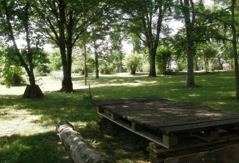 פנסיון La Gentilhommière Restaurant Etincelles