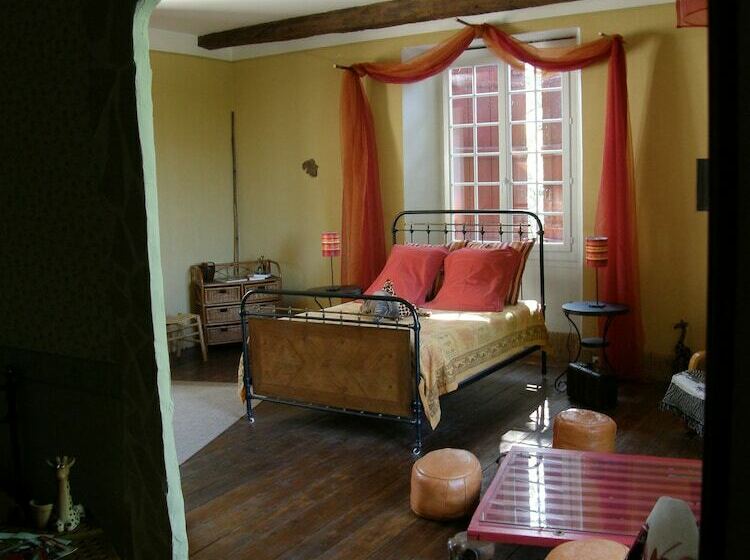 פנסיון La Gentilhommière Restaurant Etincelles