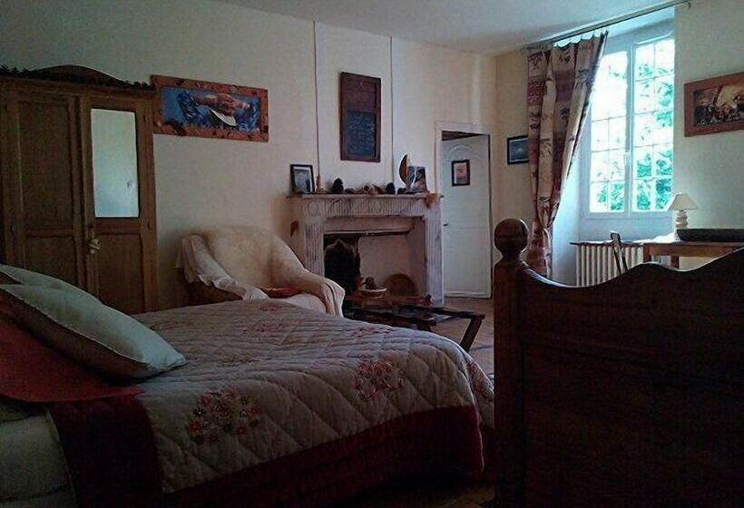 פנסיון La Gentilhommière Restaurant Etincelles