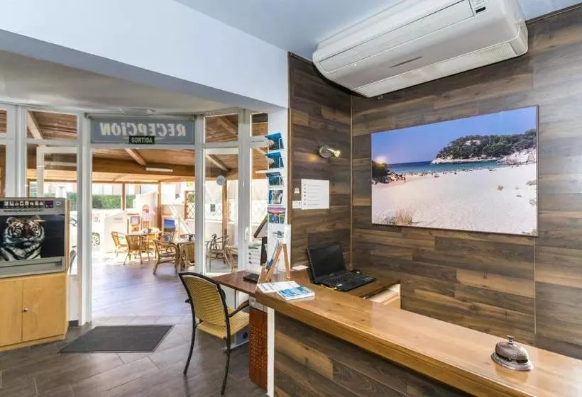 Apartamentos Sol Ponent