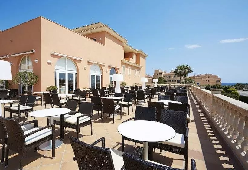 Grupotel Macarella Suites & Spa