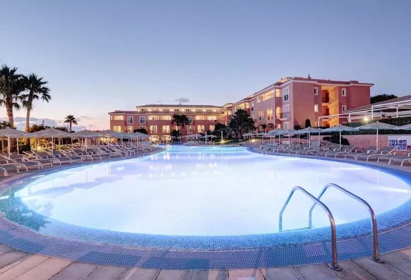 Grupotel Macarella Suites & Spa