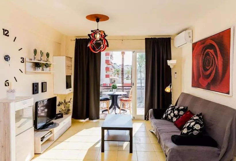 ホテル Arenal Park