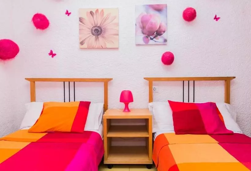 ホテル Arenal Park