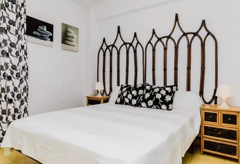 ホテル Arenal Park