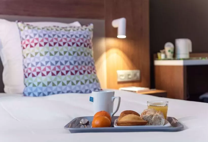 هتل Campanile Epinal Centre Gare