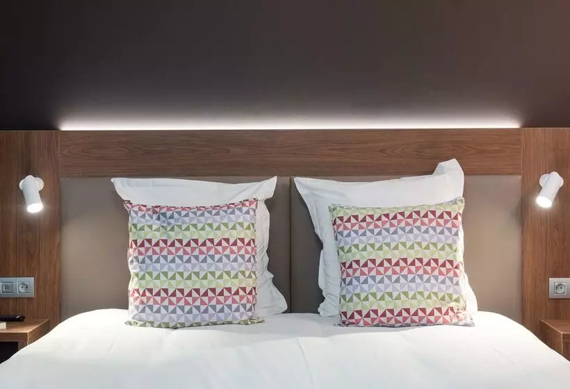 هتل Campanile Epinal Centre Gare