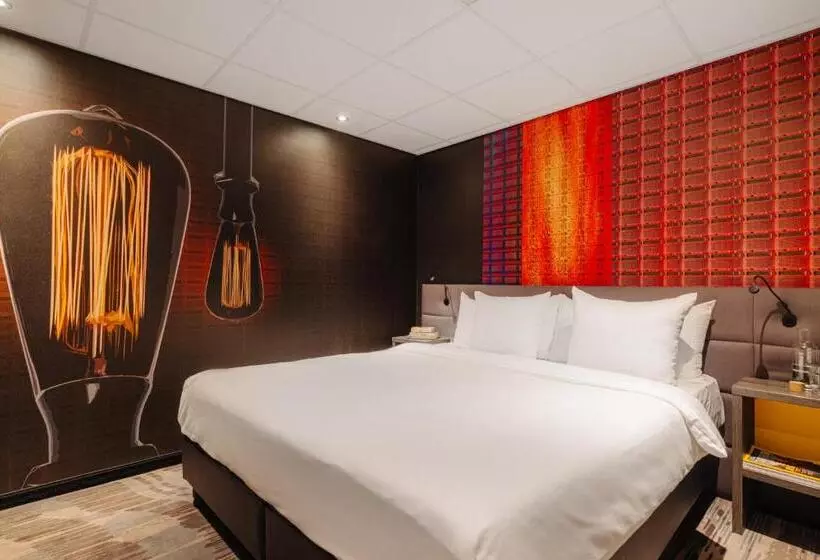 Crown Hotel Eindhoven Centre