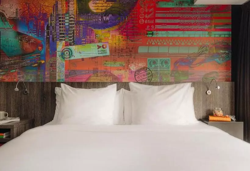 Crown Hotel Eindhoven Centre