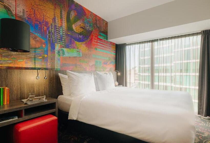 Crown Hotel Eindhoven Centre