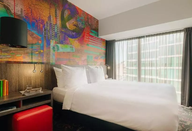 Crown Hotel Eindhoven Centre