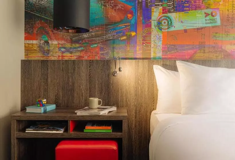 Crown Hotel Eindhoven Centre