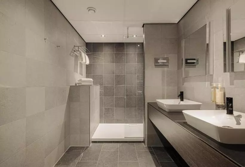 Crown Hotel Eindhoven Centre