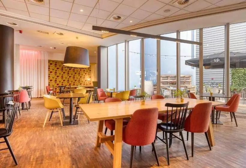 בית מלון כפרי Holiday Inn Express Mechelen City Centre, An Ihg