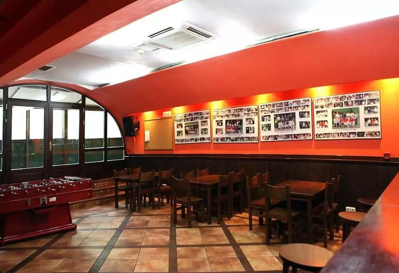 호텔 Hostal Antxitonea