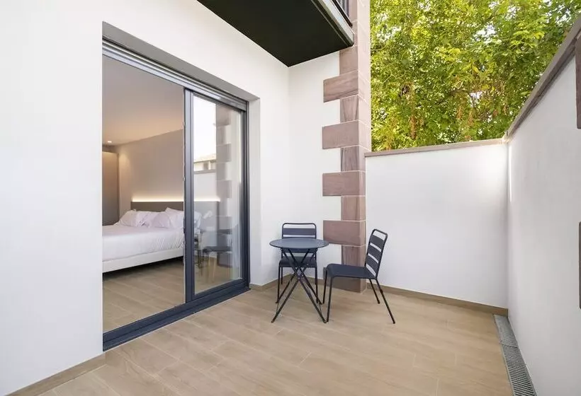 호텔 Hostal Antxitonea