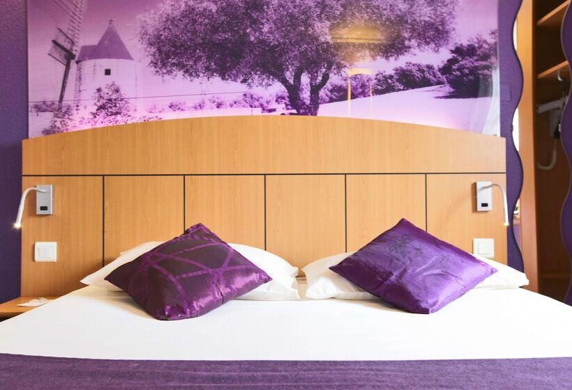 هتل Kyriad Direct Arles