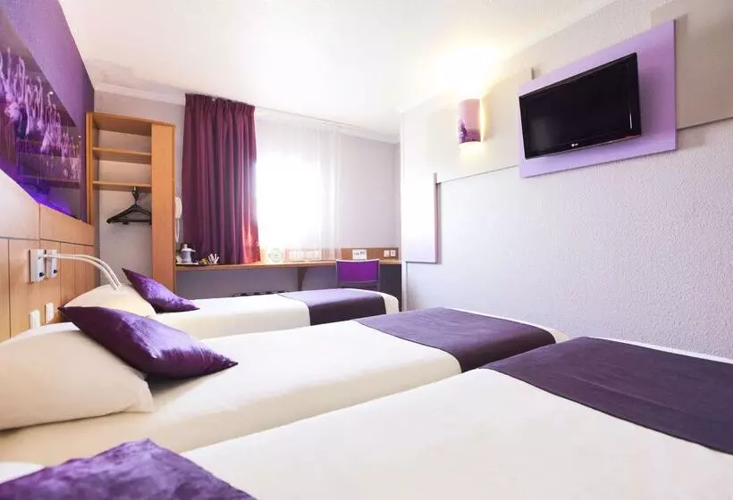 Hotel Kyriad Direct Arles