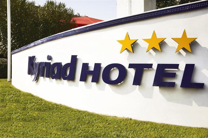 Отель Kyriad Nîmes Ouest A9