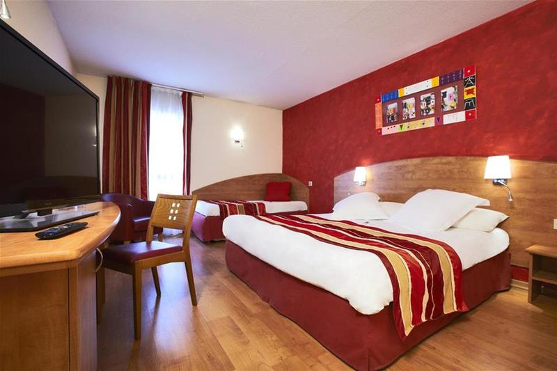 Отель Kyriad Nîmes Ouest A9