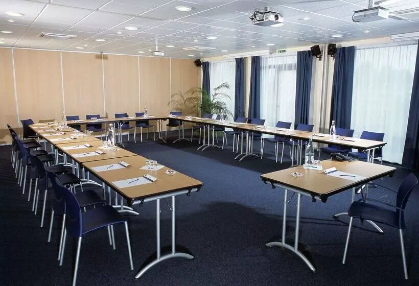 酒店 Kyriad Prestige Bordeaux Aeroport