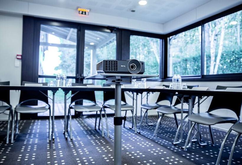 בית מלון כפרי Kyriad Rennes Nord