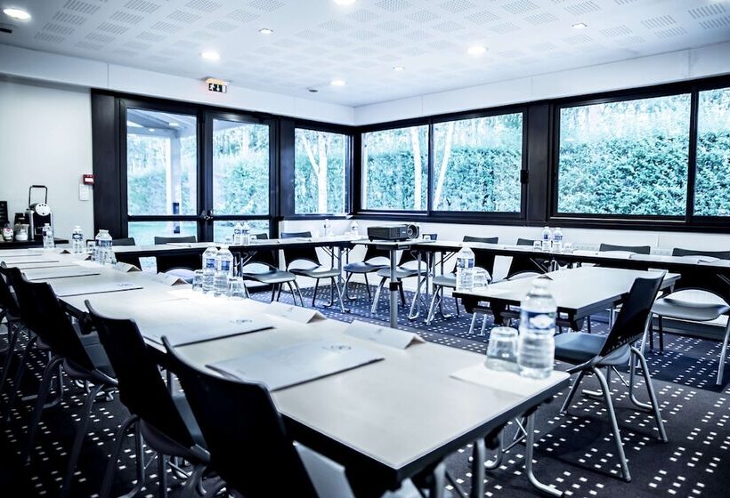 בית מלון כפרי Kyriad Rennes Nord